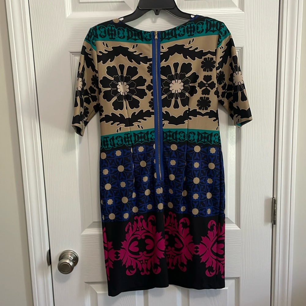 Julian Taylor Dress - Picture 2 of 4